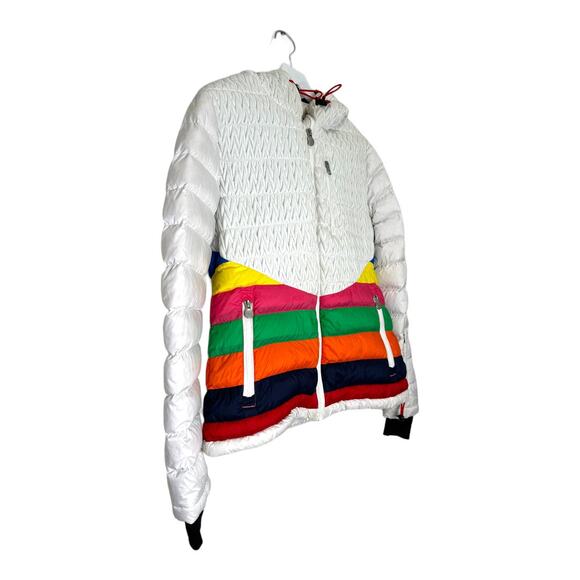 Perfect Moment Rainbow Chevron Down Ski Jacket Size Medium - Picture 3 of 14